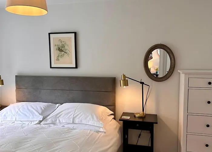 The Guest house Bristol